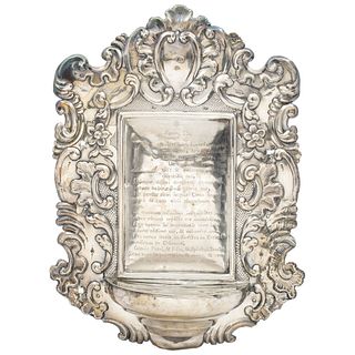 LECTERN, MEXICO, 18TH CENTURY, Silver, Embossed structure with decoration of scrolls and acanthus 15.7 x 11.8" (40 x 30 cm) 940 g
