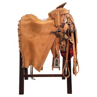 HALF GALA CHARRA SADDLE Complete set of smooth "leather upside down" saddle with chaps.