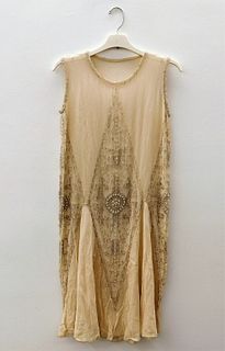 1920s Beaded Blush Flappers Flapper Girl Dress