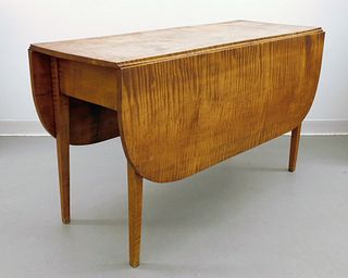 18C. New England Tiger Maple Drop Leaf Table