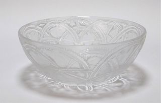 Lalique France Coupe Pinson Glass Center Bowl