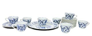 Danube Blue & White Plate/Tea Set
