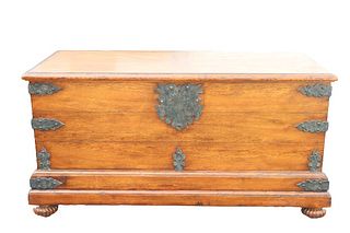 Althorp English Wooden Trunk