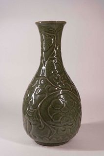 Large Celadon Porcelain 'Peony' Vase