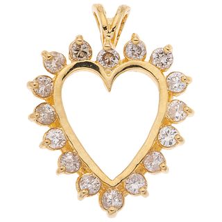 PENDANT WITH DIAMONDS IN 14K YELLOW GOLD with 16 brilliant cut diamonds ~0.48 ct. Weight: 2.0 g. Size: 0.6 x 0.8" (1.6 x 2.1 cm)