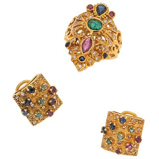SET OF RING AND PAIR OF EARRINGS WITH RUBIES, EMERALDS, SAPPHIRES AND DIAMONDS IN 18K YELLOW GOLD with 26 precious gemstones and 59 diamonds