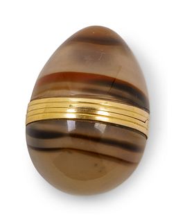 A Russian Gold and Agate Bomboniere