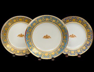 SET OF THREE RUSSIAN IMPERIAL FACTORY PORCELAIN PLATES