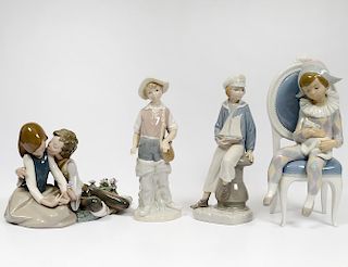 GROUP OF FOUR LLADRO PORCELAIN FIGURES