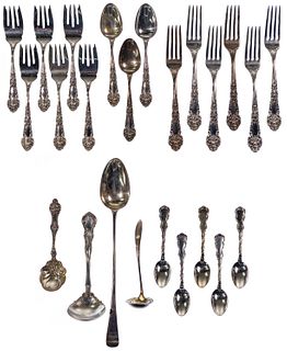 Reed & Barton 'French Renaissance' Sterling Silver Flatware Assortment