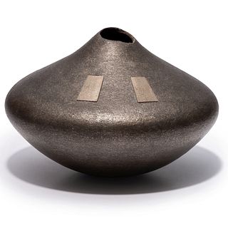 Preston Duwyenie
(Hopi, b. 1951)
Micaceous Blackware Pottery Jar