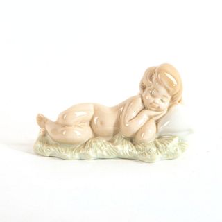 Baby Jesus 1004670 - Lladro Porcelain Figure