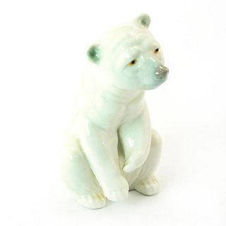 Lladro Animal Figurine, Resting Polar Bear 01001208