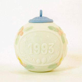 Christmas Ball 1993 1016009 - Lladro Porcelain Ornament