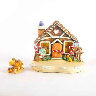 Goebel Hummel Holiday Decoration, Gingerbread Lane