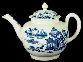 A WORCESTER GLOBULAR TEAPOT AND COVER, C1757-60  transfer printed in  underglaze blue with the Man