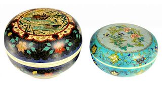 TWO JAPANESE CLOISONNÉ ENAMEL ON PORCELAIN ROUND BOXES AND COVERS, KOGO, MEIJI  the interior of