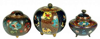 THREE JAPANESE CLOISONNÉ ENAMEL KOROS AND COVERS, MEIJI  7-9cm h (the largest ex Wheatley,