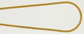A GOLD FLAT CURB NECKLACE, MARKED 375, 22G