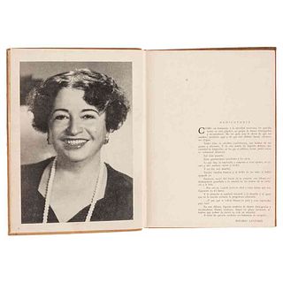 Sansores, Rosario. Álbum Social de Rosario Sansores. México: Sin pie de imprenta, 1946. Ilustrado.