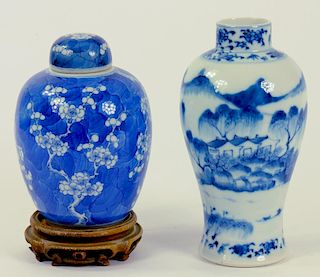 A CHINESE BLUE AND WHITE VASE, KANGXI MARK, 19TH/20TH C AND A CHINESE BLUE AND WHITE PRUNUS JAR
