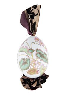 A LARGE RUSSIAN "GERANIUMS" PORCELAIN EASTER EGG, IMPERIAL PORCELAIN FACTORY, ST. PETERSBURG, LATE 19TH-EARLY 20TH CENTURY  