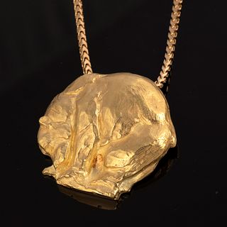A Dan Ostermiller and Matthew Trent Redondo Bear Form Gold Pendant / Pin