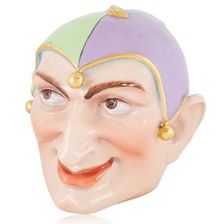 A 'JESTER' PORCELAIN HEAD, MOST LIKELY GERMAN, 20TH CENTURY 