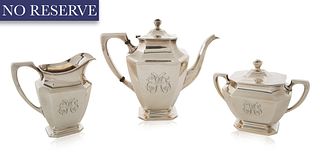 AN AMERICAN THREE-PIECE STERLING SILVER SET, R. WALLACE & SONS CO., 20TH CENTURY 