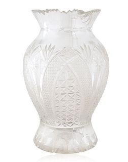 A WATERFORD CRYSTAL CUT VASE, WATERFORD IRELAND, 20TH CENTURY  