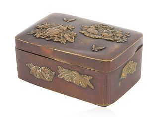 A CONTINENTAL BRASS TRINKET BOX WITH NATURE SCENES, 20TH CENTURY 