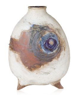 A MODERN MOST LIKELY A SOUTHWESTERN EARTHENWARE VASE