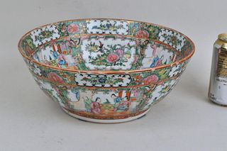 Chinese Rose Medallion Porcelain Bowl