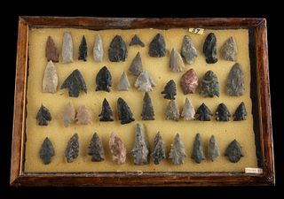 42 Native American Virginian Stone Projectile Points
