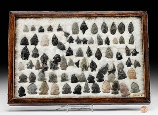 Lot of 77 Native American Virginian Stone Arrowheads