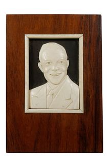 1950S CHINESE CARVED PORTRAIT OF US PRESIDENT EISENHOWER
