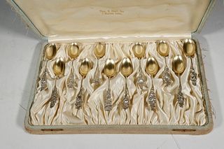 CASED SET OF REED & BARTON "HARLEQUIN" SILVER SPOONS