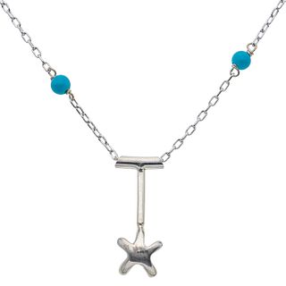 Gargantilla, collar y pulsera con turquesas en plata .925. Diseño estrellas de mar. Peso: 33.5 g.