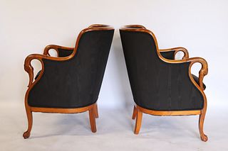 A Fine Quality Pair Of Antique Chairs With Swan