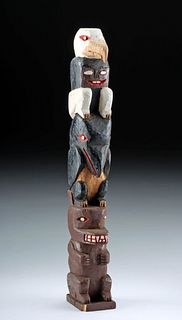 1940s Haida / Tlingit Red Cedar Totem Pole