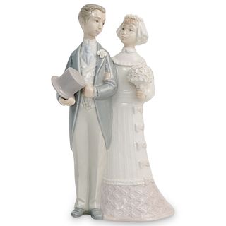 Lladro Porcelain Figurine Bride and Groom