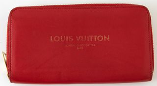 Louis Vuitton Red Smooth Leather Flight Panama Zip Around Wallet, the calf leather with gold embossed lettering on front, with a golden brass zipper, 