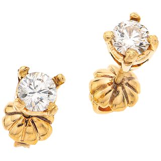 PAIR OF STUD EARRINGS WITH DIAMONDS IN 14K YELLOW GOLD 2 Brilliant cut diamonds ~1.0 ct Clarity: VS2-SI1 Color: K-L. Weight: 3.1 g
