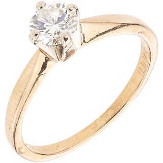 SOLITAIRE RING WITH DIAMOND IN 14K YELLOW GOLD 1 Brilliant cut diamond ~0.40 ct Clarity: SI1-SI2. Weight: 2.2 g. Size: 5 ¾