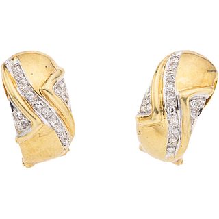 PAIR OF EARRINGS WITH DIAMONDS IN 14K YELLOW GOLD 32 8x8 cut diamonds ~0.45 ct. Weight: 8.5 g. Size: 0.39 x 0.74" (1.0 x 1.9 cm)