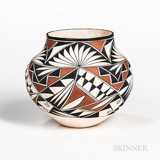 Contemporary Acoma Pottery Olla