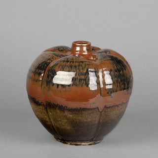 Takeichi Kawai, Stoneware Melon Pot, 1978