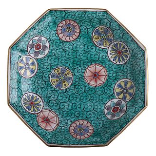 A CHINESE FAMILLE ROSE FLOWERS DISH