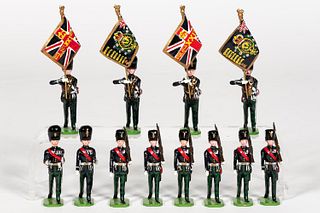 12PC DUCAL "BRITISH ROYAL GUARD" TOY SOLDIERS