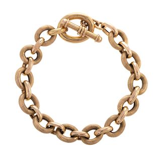 An Italian Textured Link Bracelet in 14K